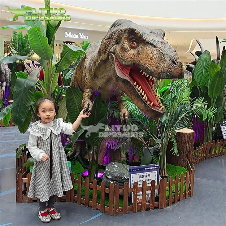 Pārdodu dzīvā izmēra animatronisko dinozauru