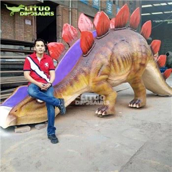 Stegosaurus dinozauru slaids